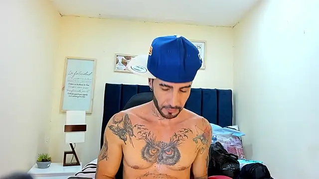 Lancelot Benwick online show from September 14, 9:06 pm