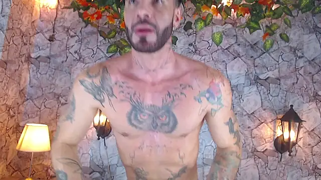 Lancelot Benwick online show from January 4, 12:16 am