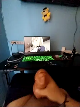 Snapshot of Elrep_tile chatting on January 12, 1:05 pm Elrep tile online show from January 12, 1:05 pm