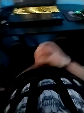 Snapshot of Elrep_tile chatting on September 30, 6:00 pm Elrep tile online show from September 30, 6:00 pm