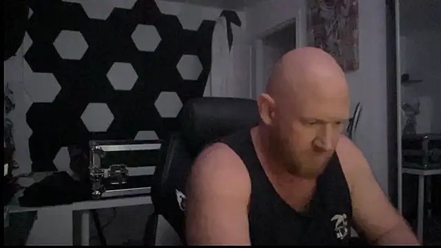 ozmit online show from January 10, 3:39 am