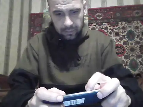 Snapshot of AlferezzSolvajo chatting on October 21, 3:42 am AlferezzSolvajo online show from October 21, 3:42 am