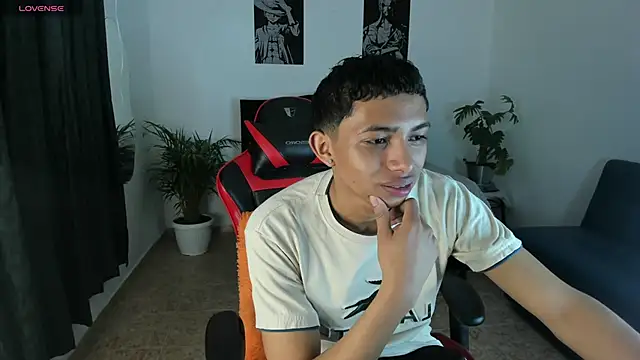 twinkmilk  online show from September 8, 7:02 pm