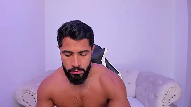 Santiago huntt online show from December 22, 12:57 pm