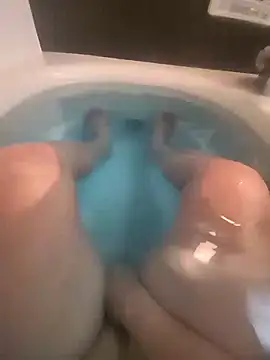 K0718 online show from February 19, 1:40 pm