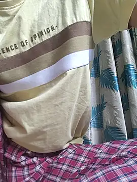 TOPMOON001 online show from March 9, 6:35 pm