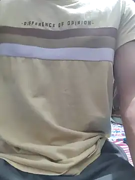 TOPMOON001 online show from June 5, 6:57 pm