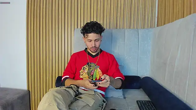 javi fox online show from February 6, 5:46 am