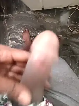 mario0212 online show from March 18, 2:09 pm