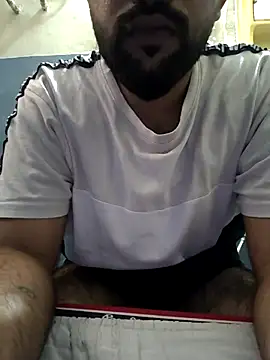 13lusty online show from March 23, 5:35 am