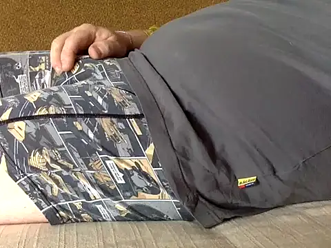 biboy463981 online show from April 16, 8:25 am