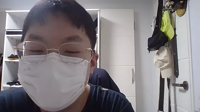 Snapshot of chaycer chatting on March 1, 4:44 pm chaycer online show from March 1, 4:44 pm