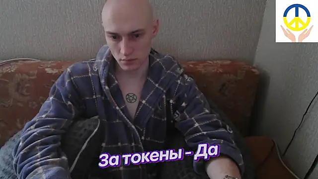 Snapshot of johnny_positive chatting on February 15, 4:47 am johnny positive online show from February 15, 4:47 am