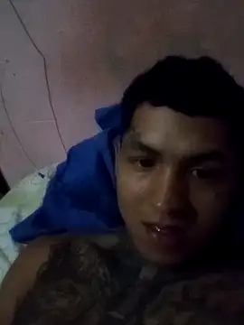 Snapshot of Briangalleta chatting on November 1, 11:25 am Briangalleta online show from November 1, 11:25 am