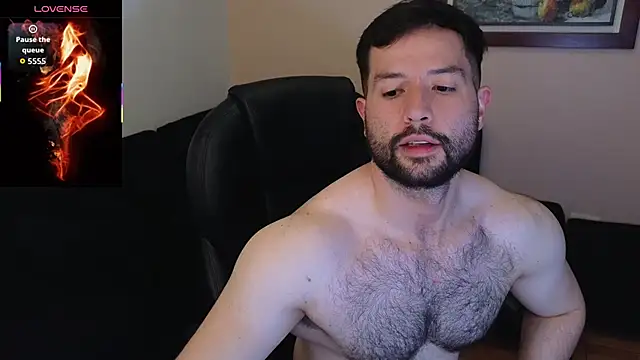 hairyncuteass online show from May 29, 6:40 pm