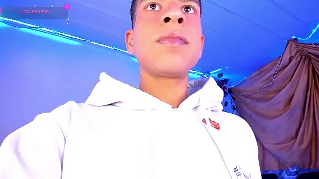 Ethan Boyy online show from November 27, 10:35 pm