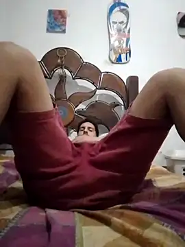 Snapshot of alejo5288 chatting on October 10, 3:00 am alejo5288 online show from October 10, 3:00 am
