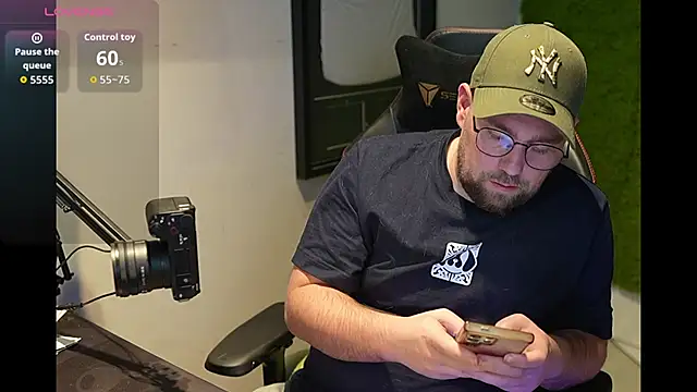 justinitt online show from December 13, 7:53 pm