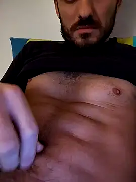 Snapshot of zeus91000 chatting on January 17, 6:14 pm zeus91000 online show from January 17, 6:14 pm