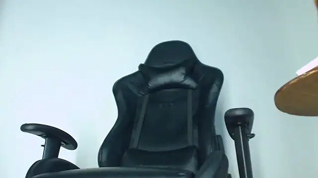 matteo rivas online show from April 9, 1:03 am