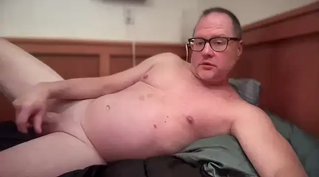 Snapshot of __DR3W__ chatting on January 25, 4:35 pm   DR3W   online show from January 25, 4:35 pm