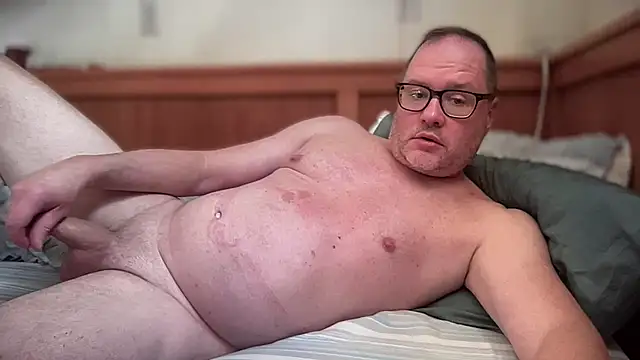 Snapshot of __DR3W__ chatting on March 14, 4:19 pm   DR3W   online show from March 14, 4:19 pm