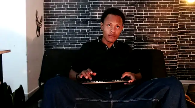 Kalvin Brownn online show from February 6, 1:16 am