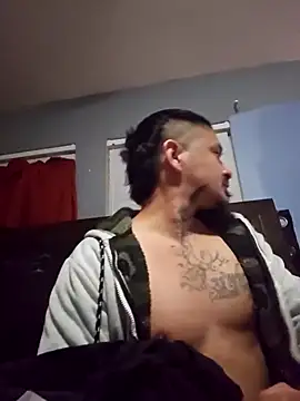 Snapshot of Burrrucecold00 chatting on February 13, 10:23 am Burrrucecold00 online show from February 13, 10:23 am