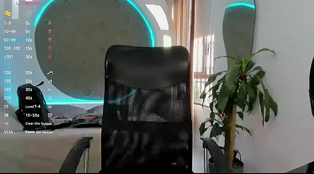 Snapshot of tattokoi chatting on March 9, 7:15 pm tattokoi online show from March 9, 7:15 pm