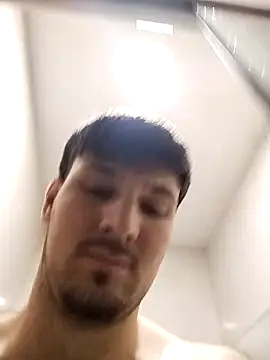 GuilhermeBusatta007 online show from April 16, 10:01 pm