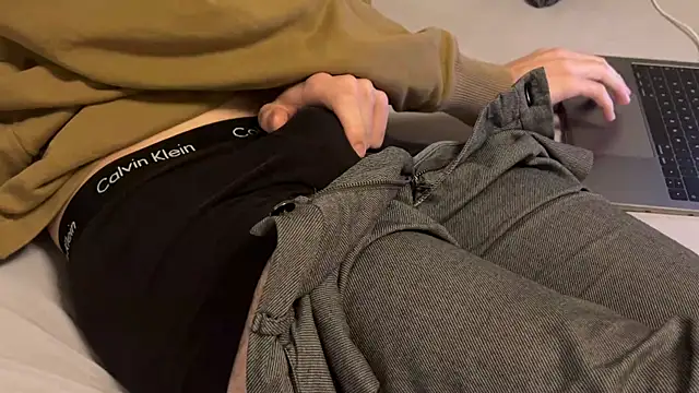 berg michael1 online show from December 5, 4:14 pm