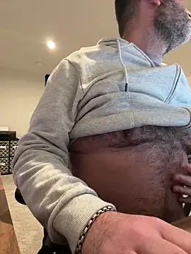 harrychest online show from February 11, 2:57 pm