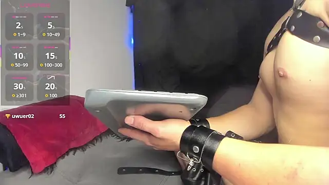 DavidX X21 Strip online show from March 27, 8:26 am