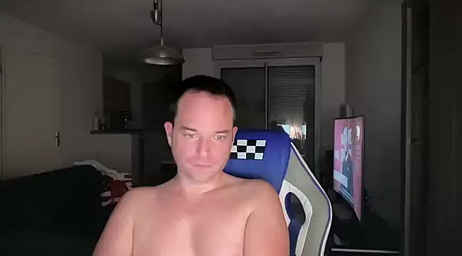 Funnyjul31 online show from January 29, 5:45 pm