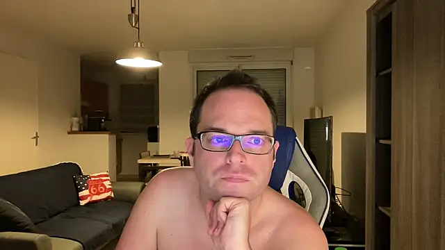 Funnyjul31 online show from February 14, 7:12 pm