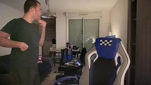 Funnyjul31 online show from January 31, 7:29 pm