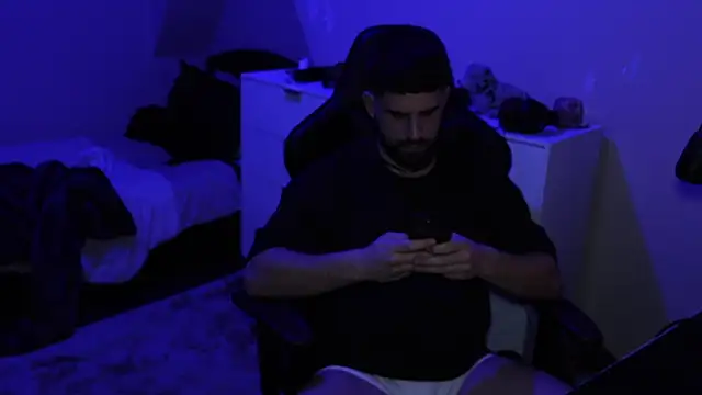 lucas kazimm online show from February 20, 10:15 pm