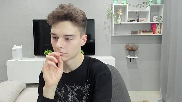 avegothy- online show from January 30, 11:44 am