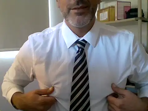 66MA69 online show from October 16, 1:08 pm