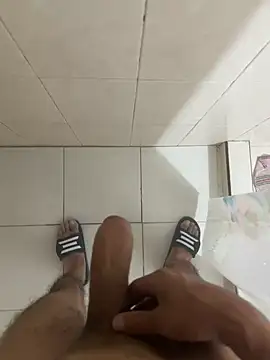 toni1405 online show from April 14, 2:33 am