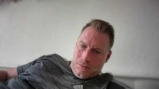 Christian87xxx online show from June 18, 10:53 am
