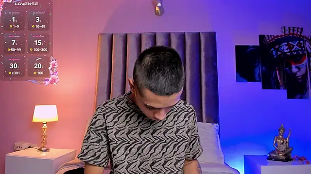 Snapshot of Adam_Thomass_1 chatting on February 15, 1:16 pm Adam Thomass 1 online show from February 15, 1:16 pm
