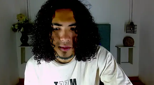 Snapshot of LihanJor_23 chatting on March 21, 3:55 am LihanJor 23 online show from March 21, 3:55 am