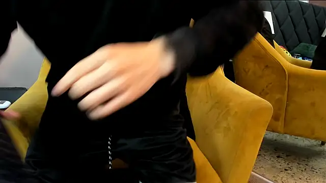 roan birkin online show from February 11, 8:58 pm