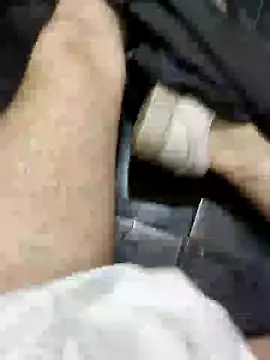 Snapshot of Mango_Cream chatting on February 5, 8:14 pm Mango Cream online show from February 5, 8:14 pm