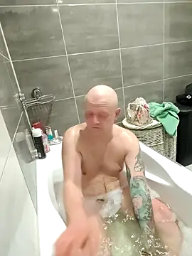 bouraktom6 online show from November 18, 9:50 pm