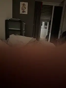 colin1277 online show from April 15, 7:36 pm