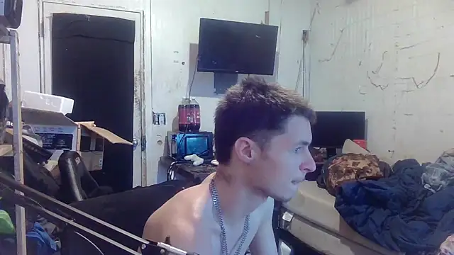 nuttyking2022 online show from April 14, 11:32 am