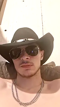 nuttyking2022 online show from February 17, 4:33 am