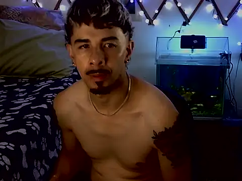 venusfranco 94 online show from April 15, 8:09 pm